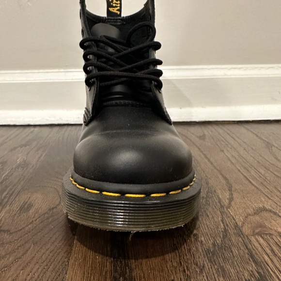 101 Yellow Stitch Smooth Leather Ankle Boot - Picture 3 of 8